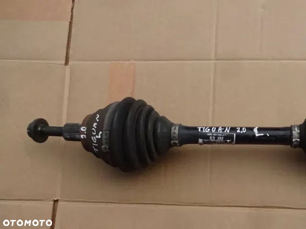 VW TIGUAN 5N 4X4 2.0 TDI PÓŁOŚ LEWA PRZÓD - 2