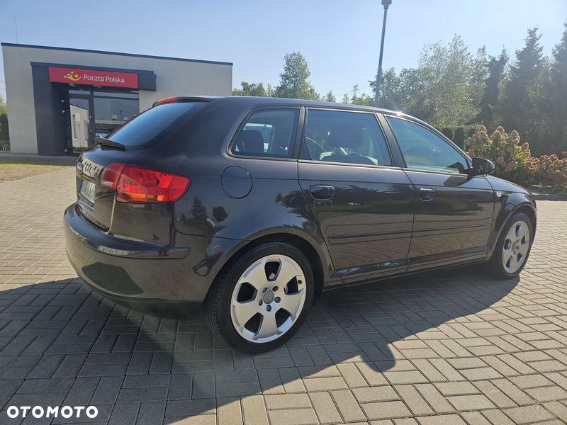 Audi A3 Sportback - 11