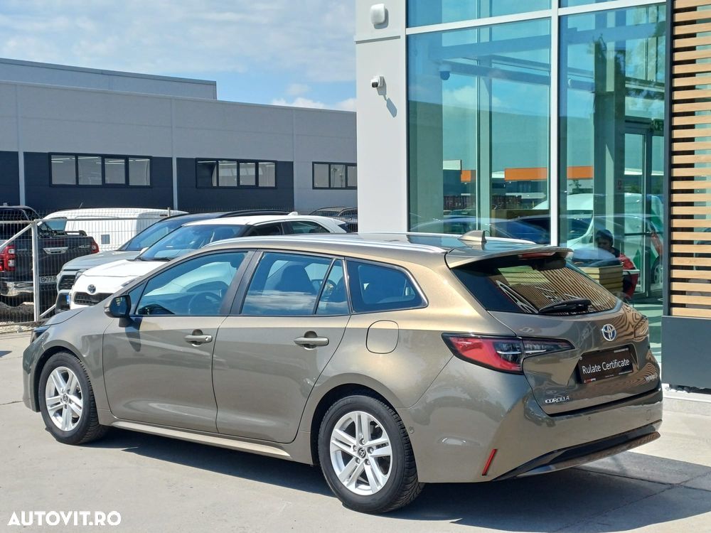 Toyota Corolla 1.8 HSD Dynamic - 5