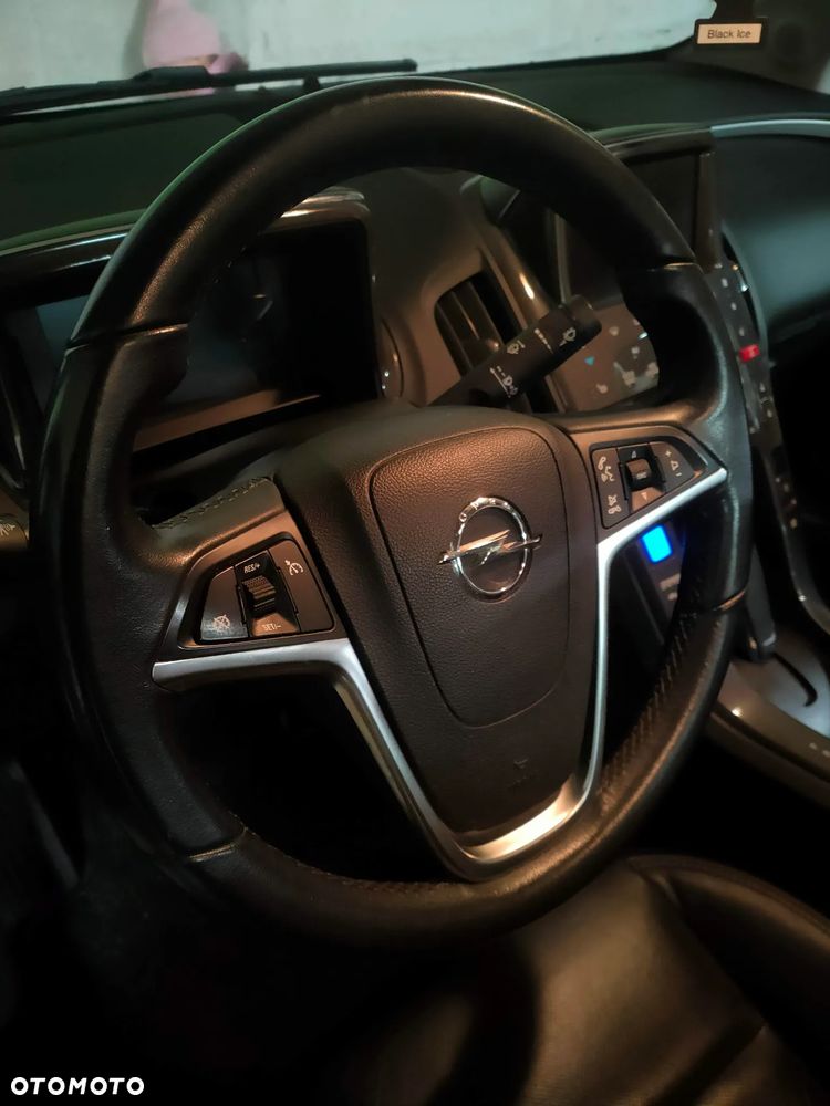 Opel Ampera - 7