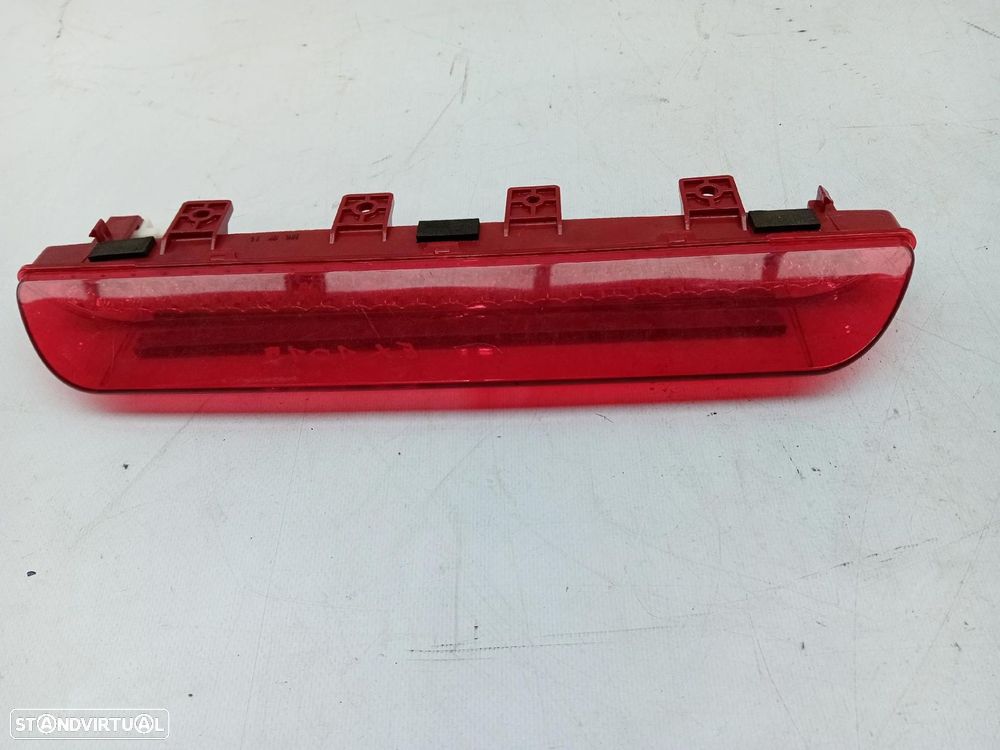Luz stop adicional / 3º stop KIA Sportage III (SL) - 1