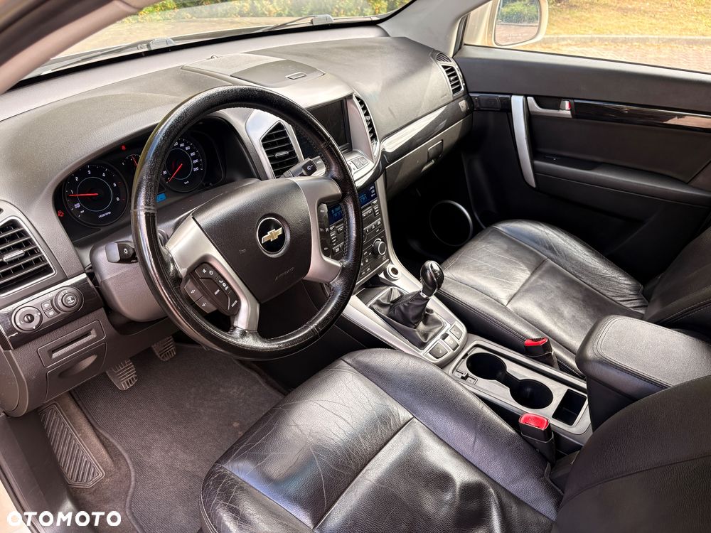 Chevrolet Captiva 2.2 D LS+ - 15