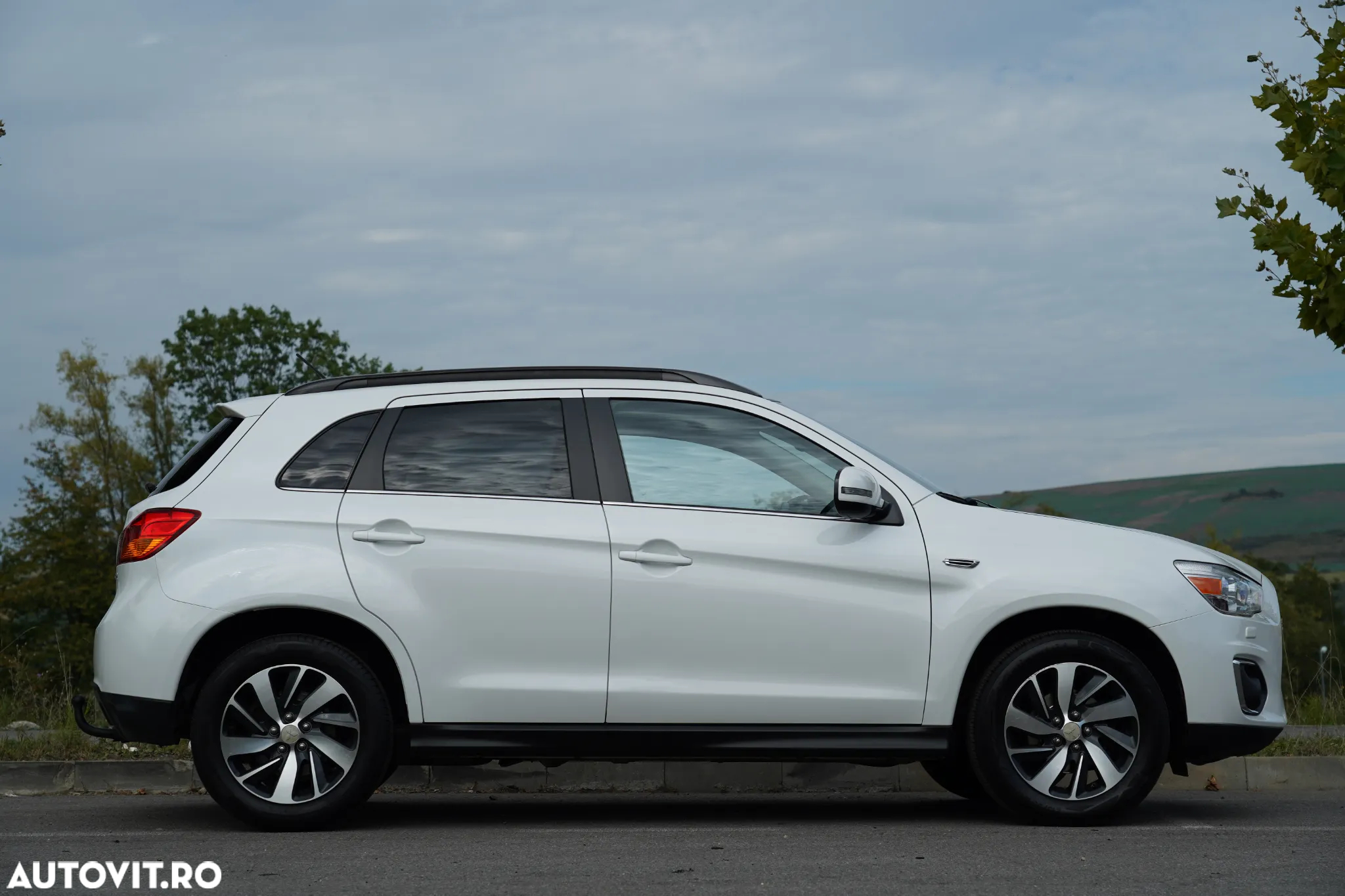 Mitsubishi ASX 1.8 DI-D 4WD Intense - 20