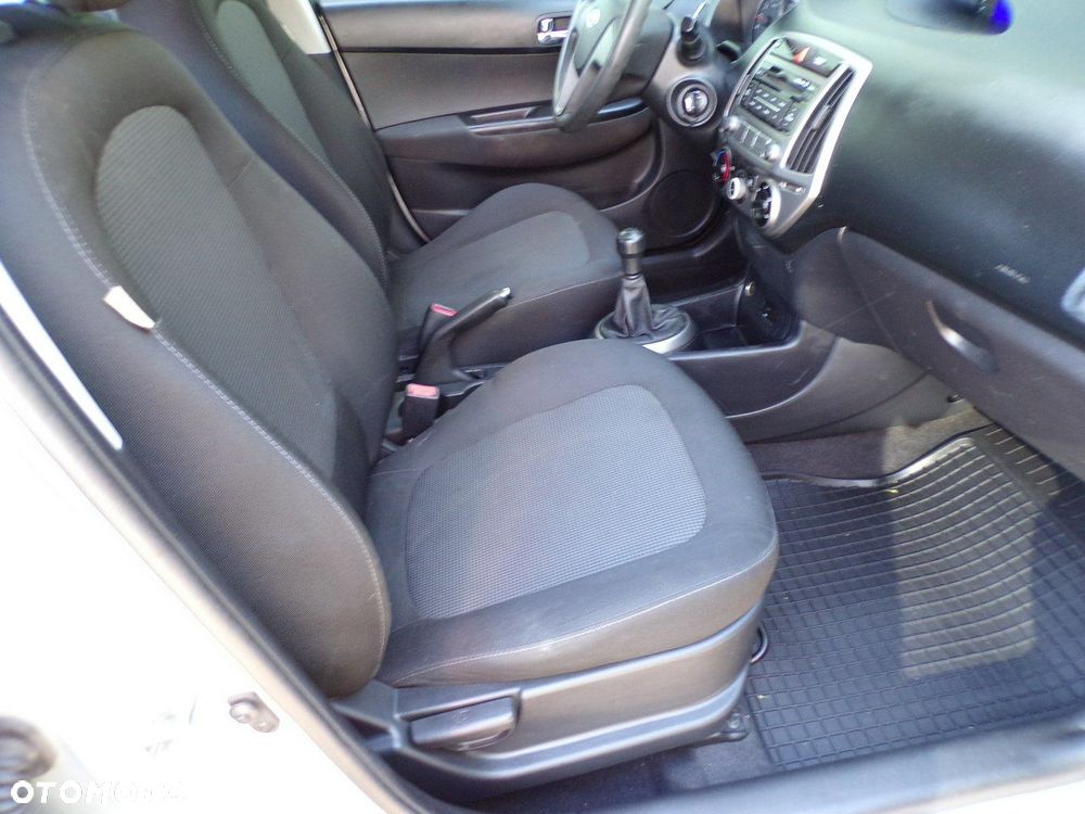 Hyundai i20 - 31