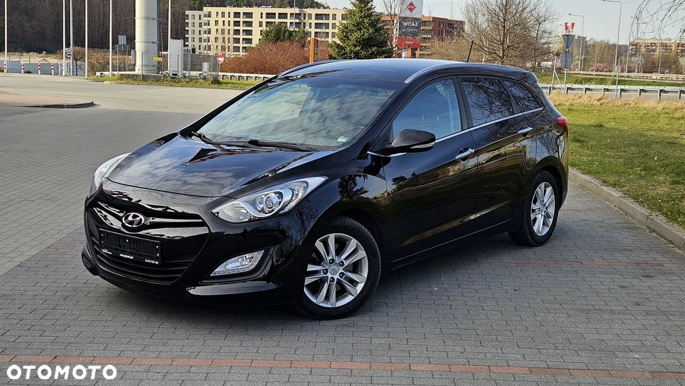 Hyundai i30 1.6 CRDi Automatik Trend - 3