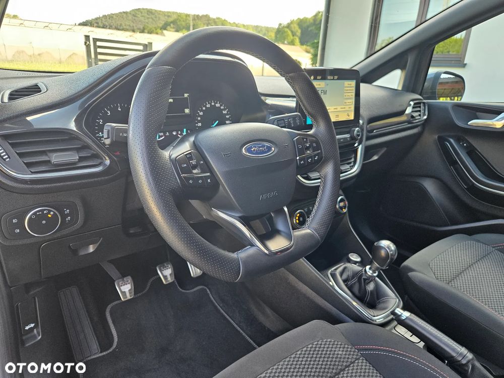 Ford Fiesta 1.0 EcoBoost S&S ST-LINE - 26