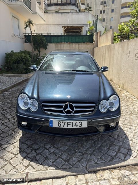 Mercedes-Benz CLK 220 CDi Avantgarde - 2