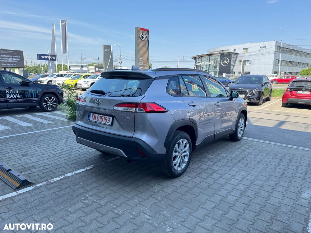 Toyota Corolla Cross - 6
