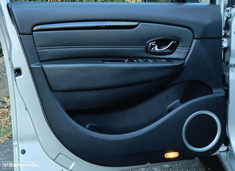 Renault Scénic 1.5 dCi Exclusive SS - 20