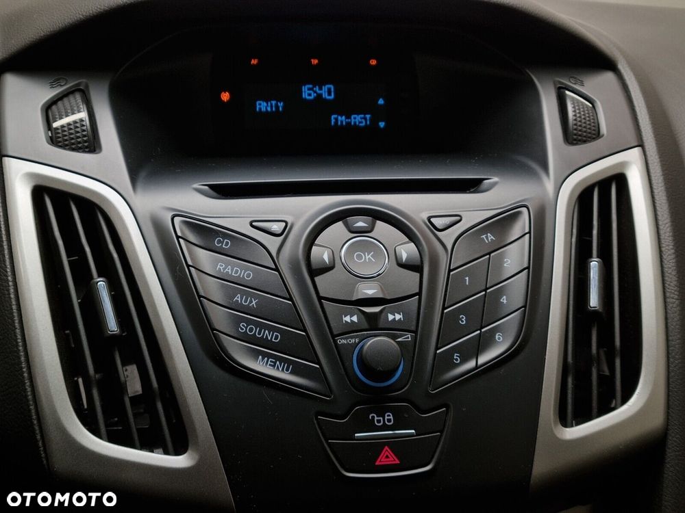 Ford Focus 1.0 EcoBoost Trend - 14