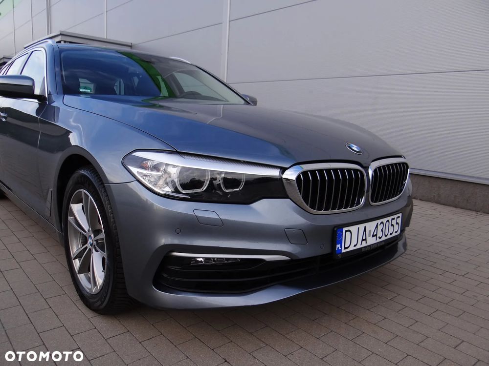 BMW Seria 5 520d - 26