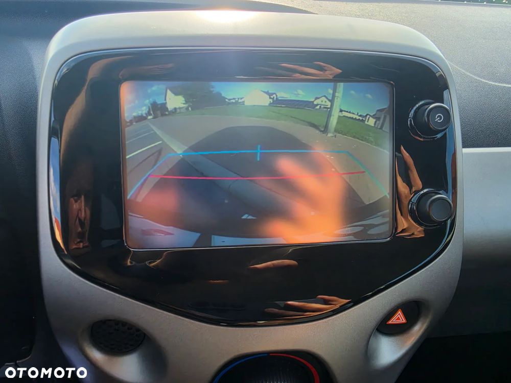Toyota Aygo x-play touch - 31