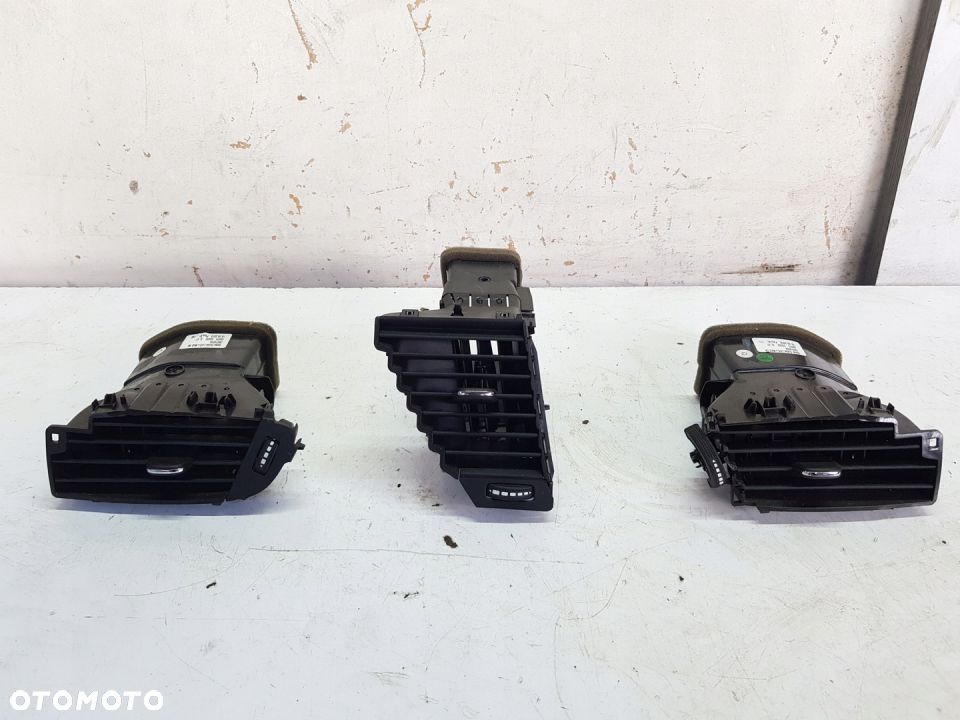 kratka nawiewu Opel Astra K