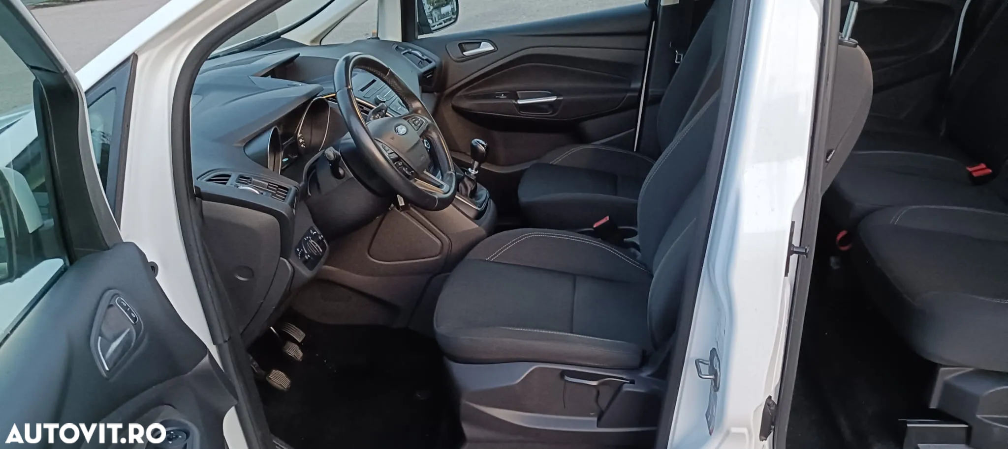 Ford C-Max - 9