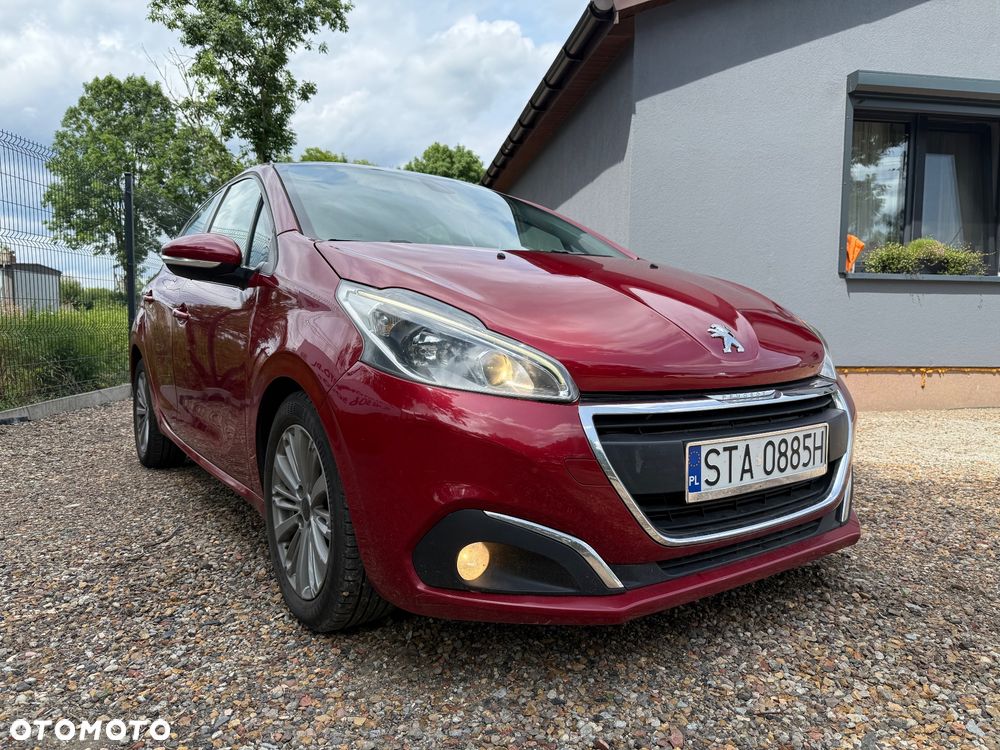 Peugeot 208 - 26