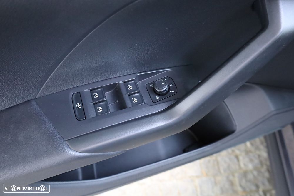 VW T-Cross 1.0 TSI Urban - 38