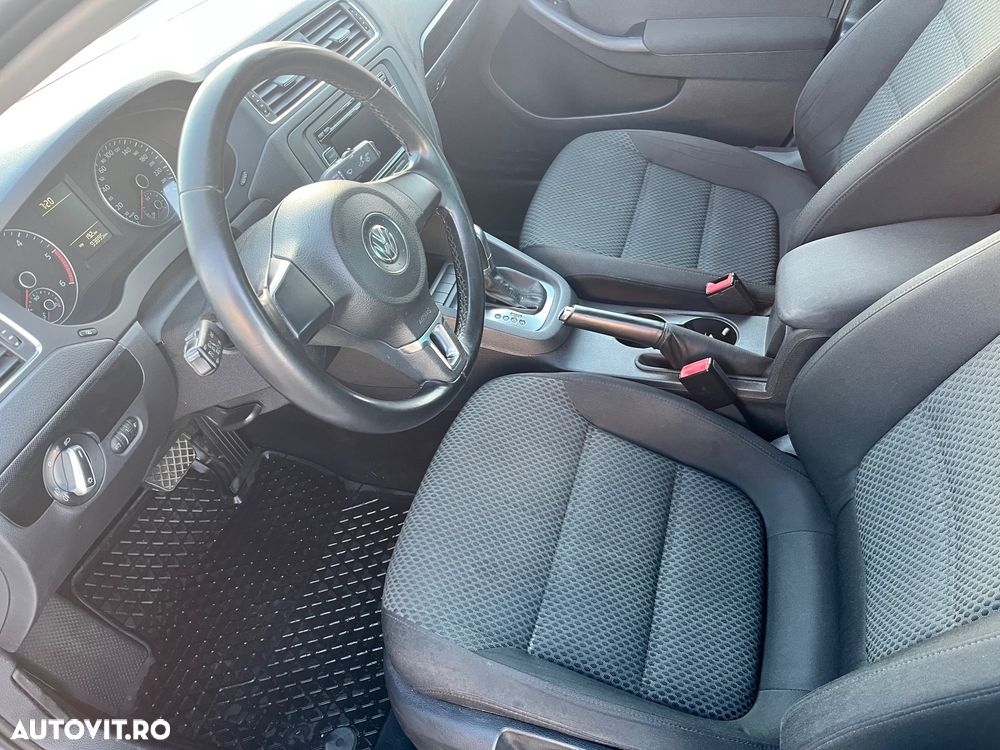 Volkswagen Jetta 1.6 TDI DPF Comfortline DSG - 7