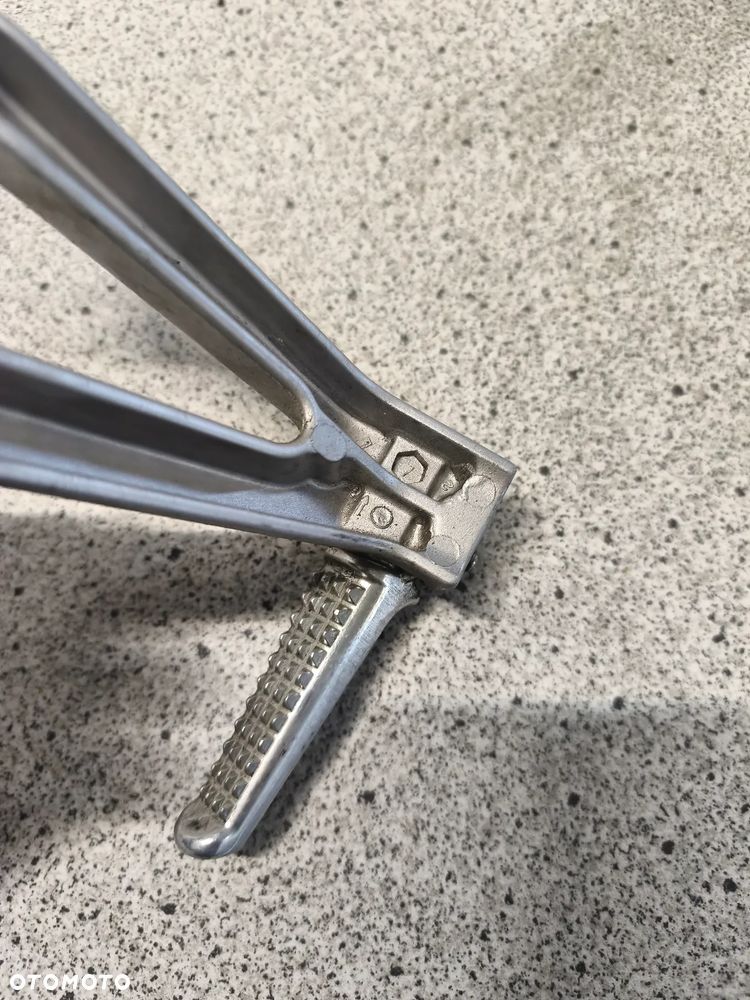 Set lewy tył, podnożek pasażera Honda CBR 900RR CBR900 RR CBR900RR CBR 900 RR - 8