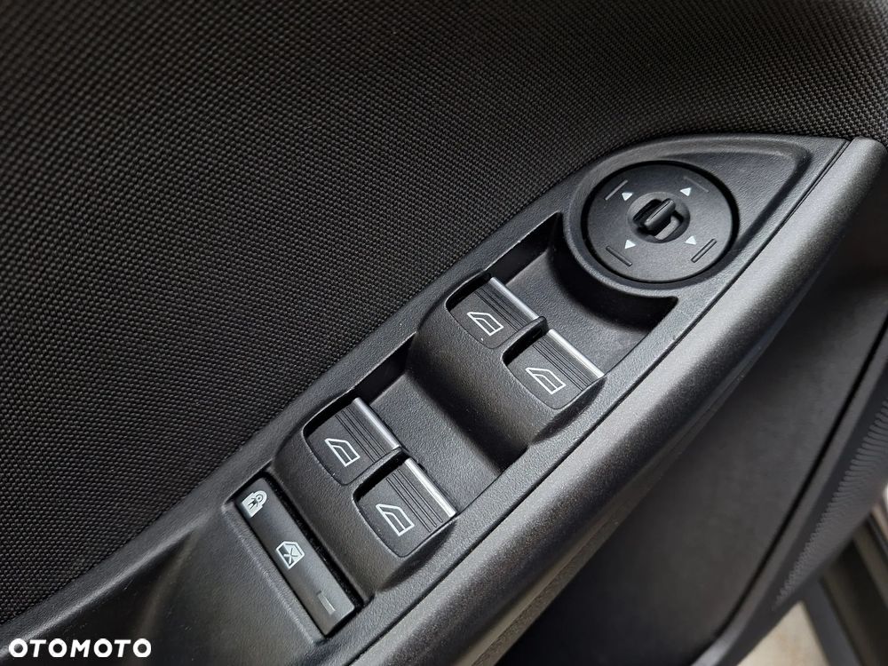 Ford Focus 1.0 EcoBoost Platinium X ASS - 17