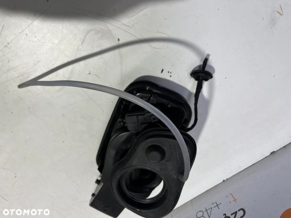 KLAPKA WLEWU PALIWA KOREK 6VA809702 SKODA FABIA IV 6VA809702 2024R KOLOR LF7C - 5