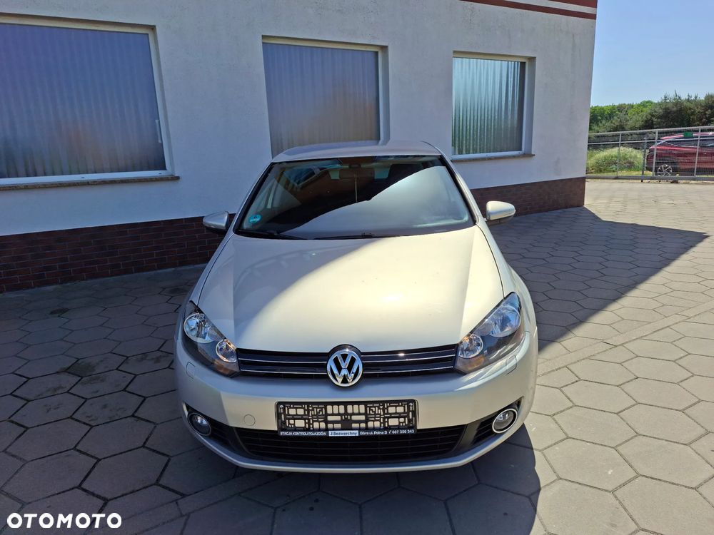 Volkswagen Golf - 6