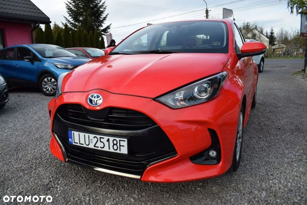 Toyota Yaris Hybrid 100 Dynamic - 5