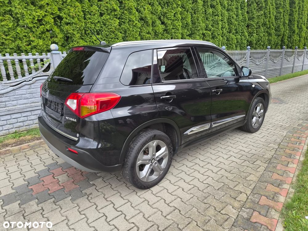 Suzuki Vitara 1.6 Comfort 2WD - 10