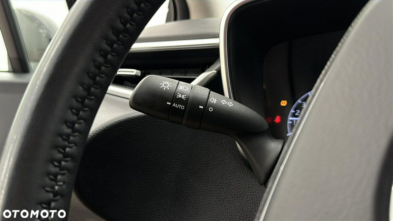 Toyota Corolla 1.8 Hybrid Active - 25