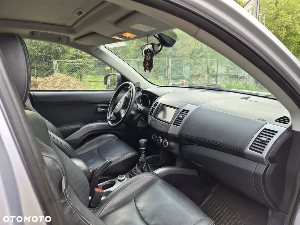 Mitsubishi Outlander 2.2 DID Instyle NAVI EU5 - 5