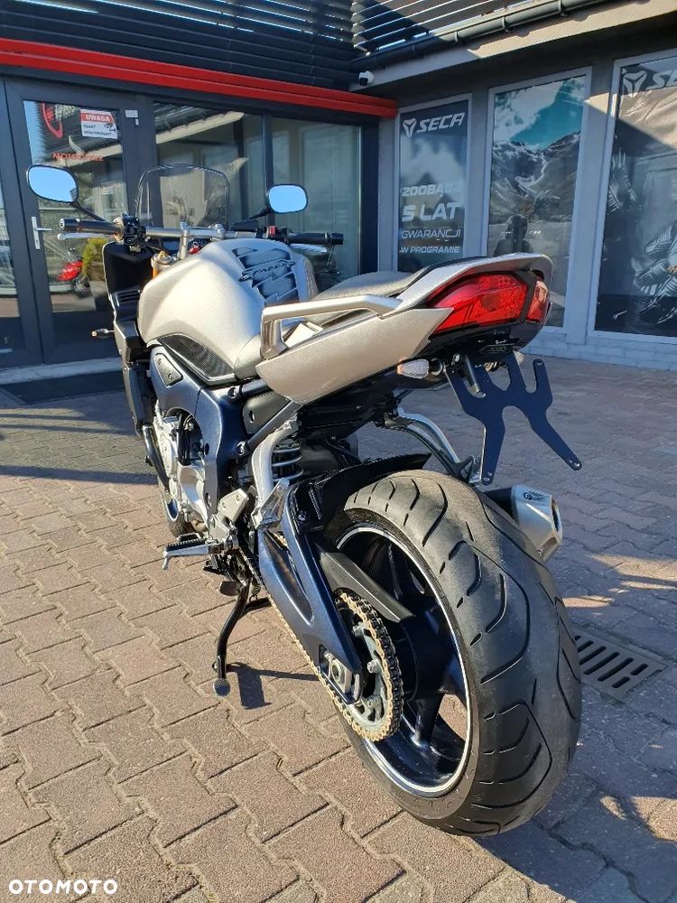 Yamaha FZ - 3