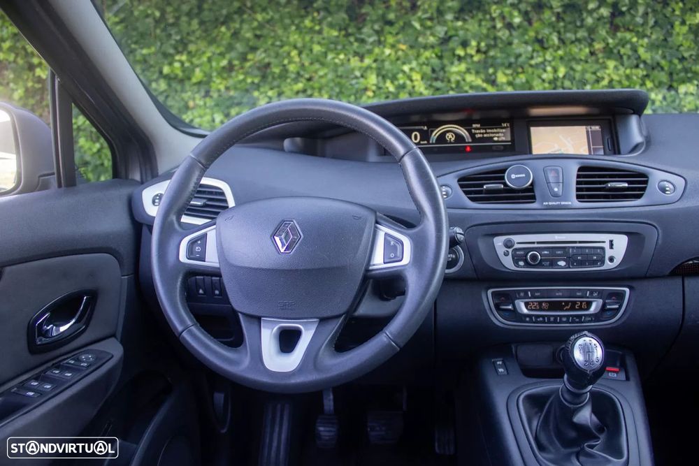 Renault Scénic 1.5 dCi Dynamique S - 14