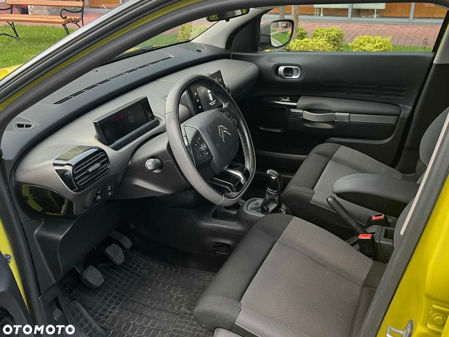 Citroën C4 Cactus 1.2 PureTech Shine - 8