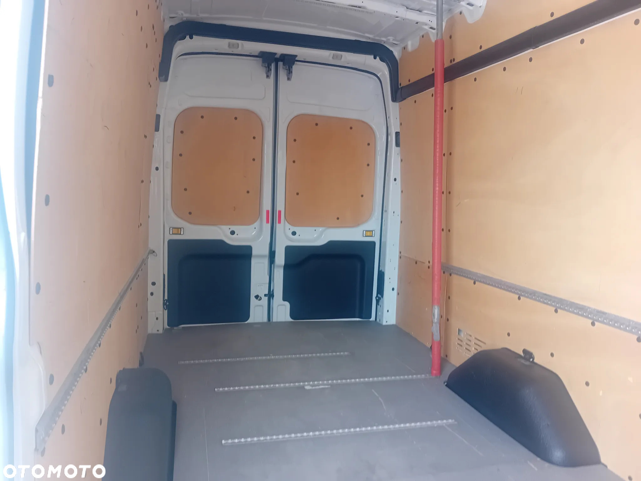 Ford Transit - 14