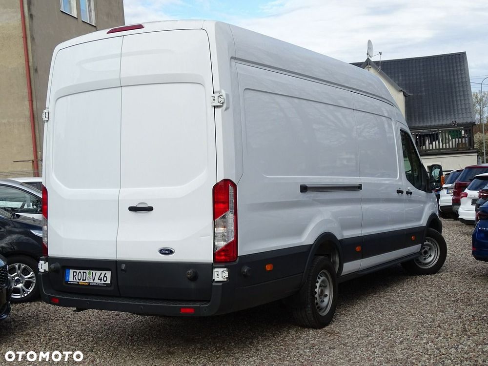 Ford Transit - 6