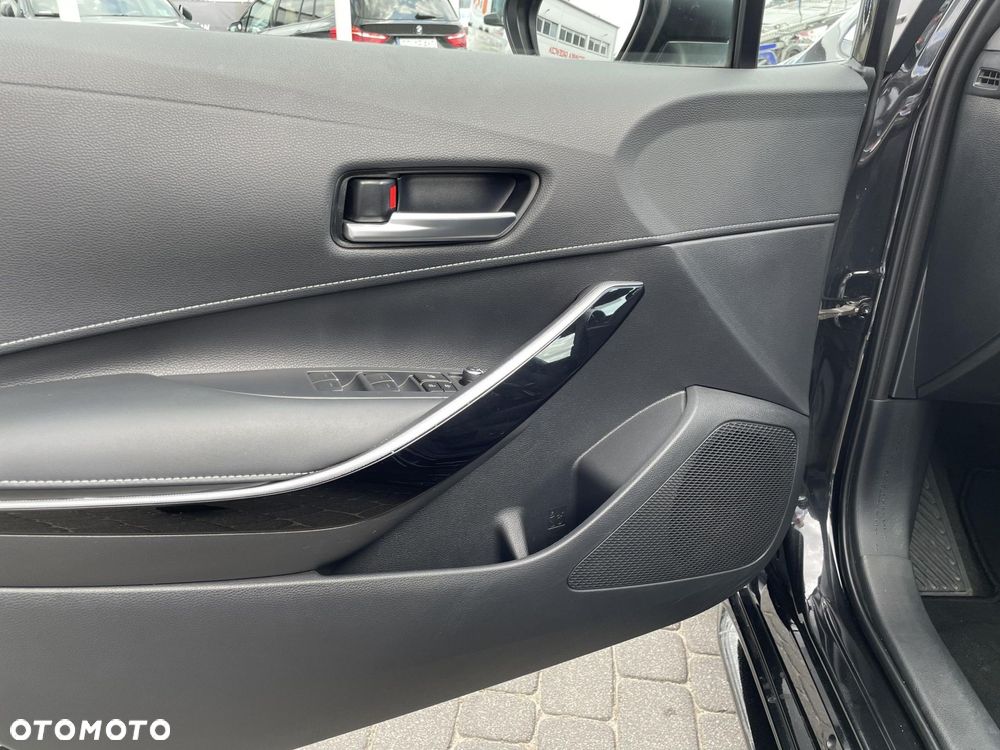 Toyota Corolla 1.8 Hybrid Comfort - 16