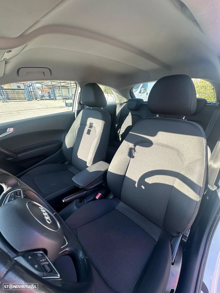 Audi A1 1.6 TDI Sport Edition S-line - 14