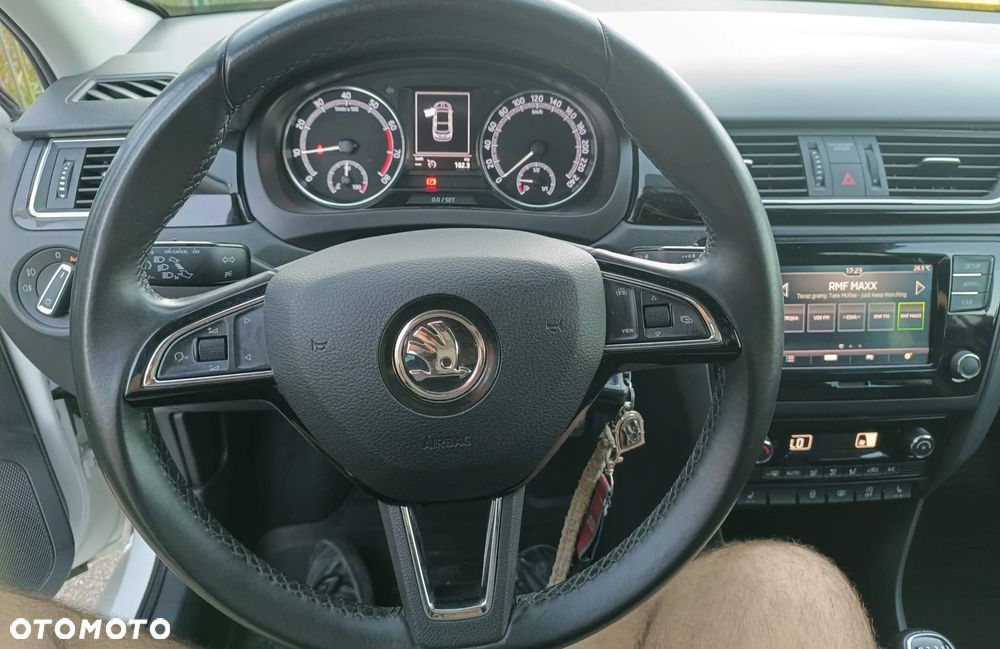 Skoda RAPID 1.0 TSI Style - 32