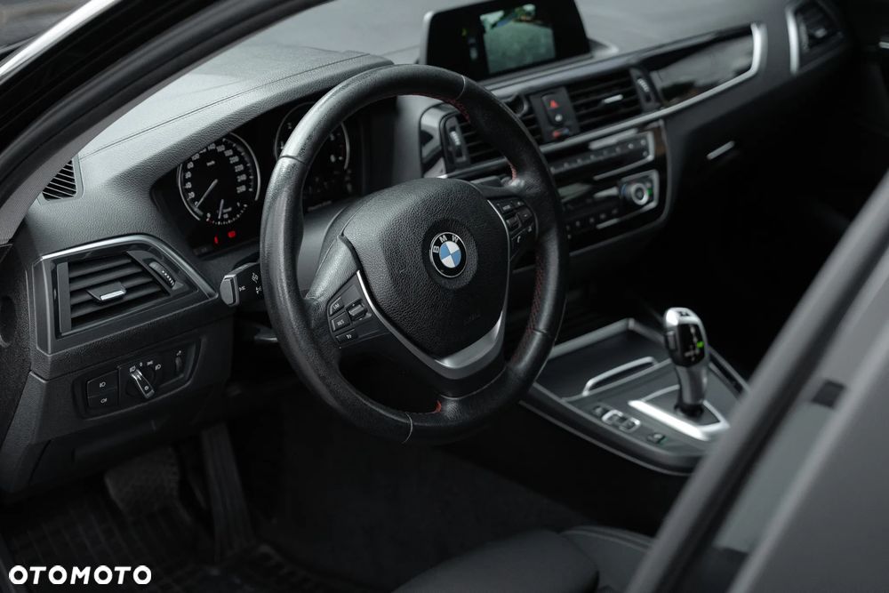 BMW Seria 1 118d Sport Line - 8