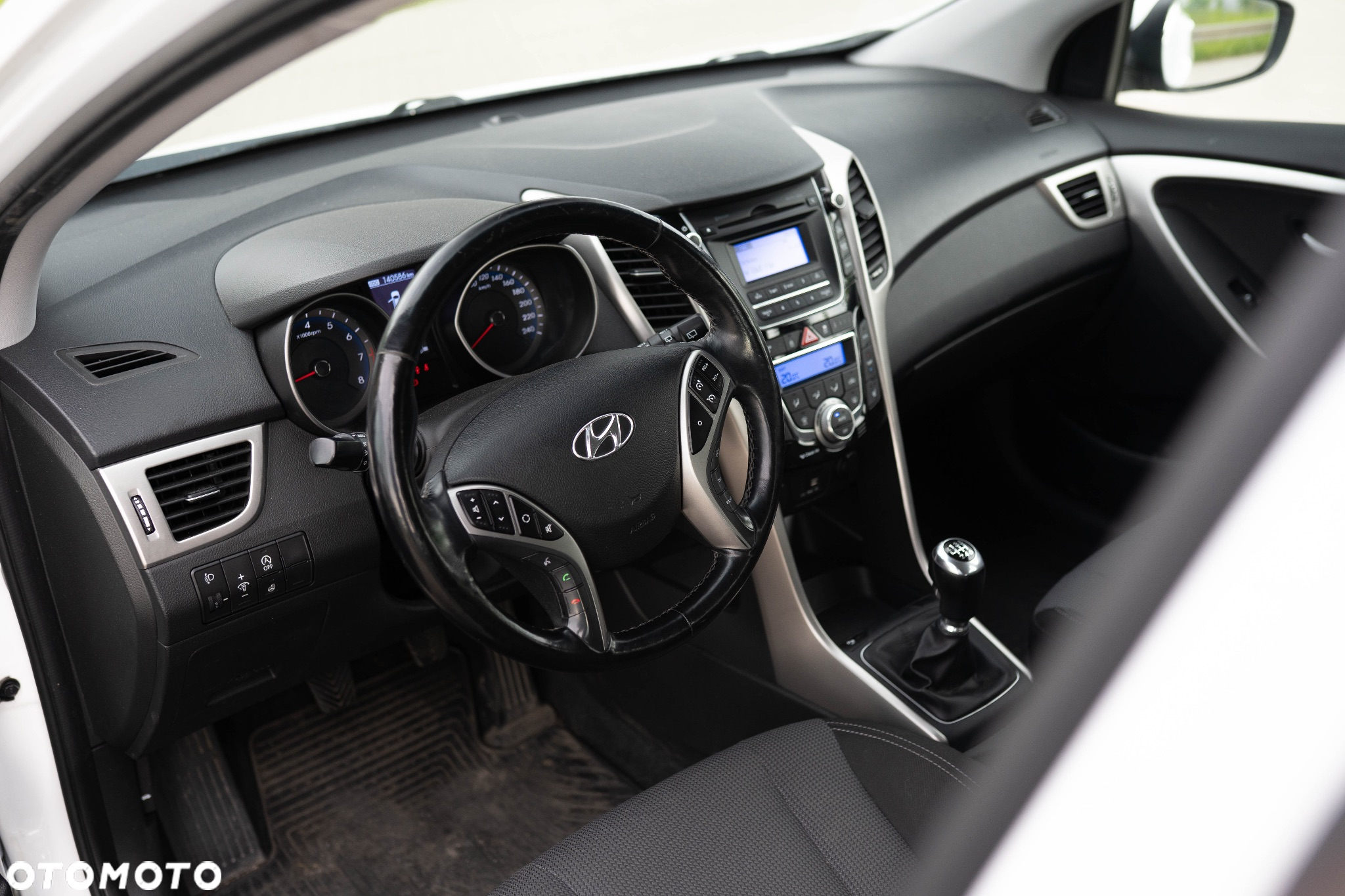 Hyundai i30 1.6 GDI BlueDrive Comfort - 32
