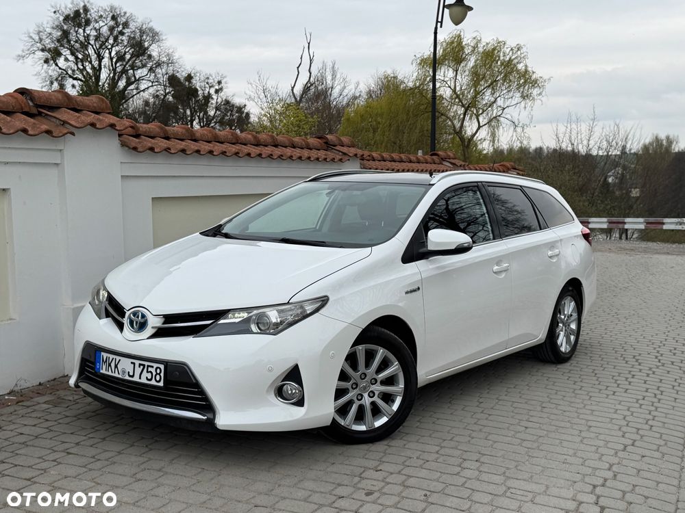 Toyota Auris 1.8 HSD Luna - 3