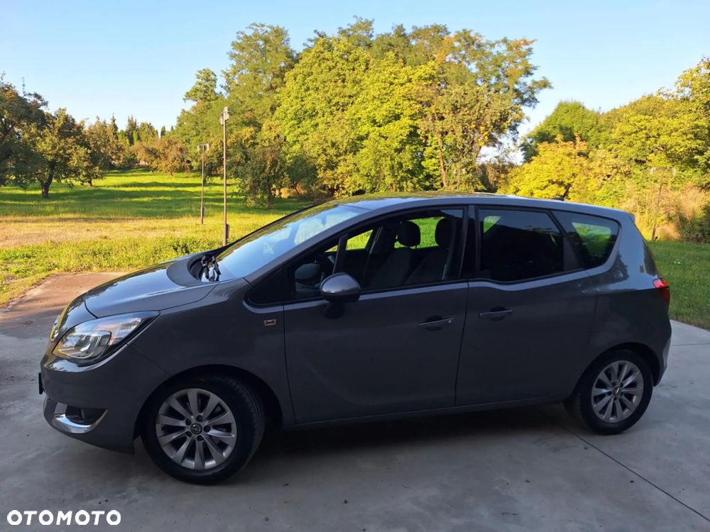 Opel Meriva 1.4 T Cosmo S&S - 9