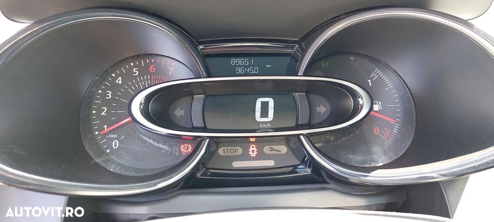 Renault Clio - 12