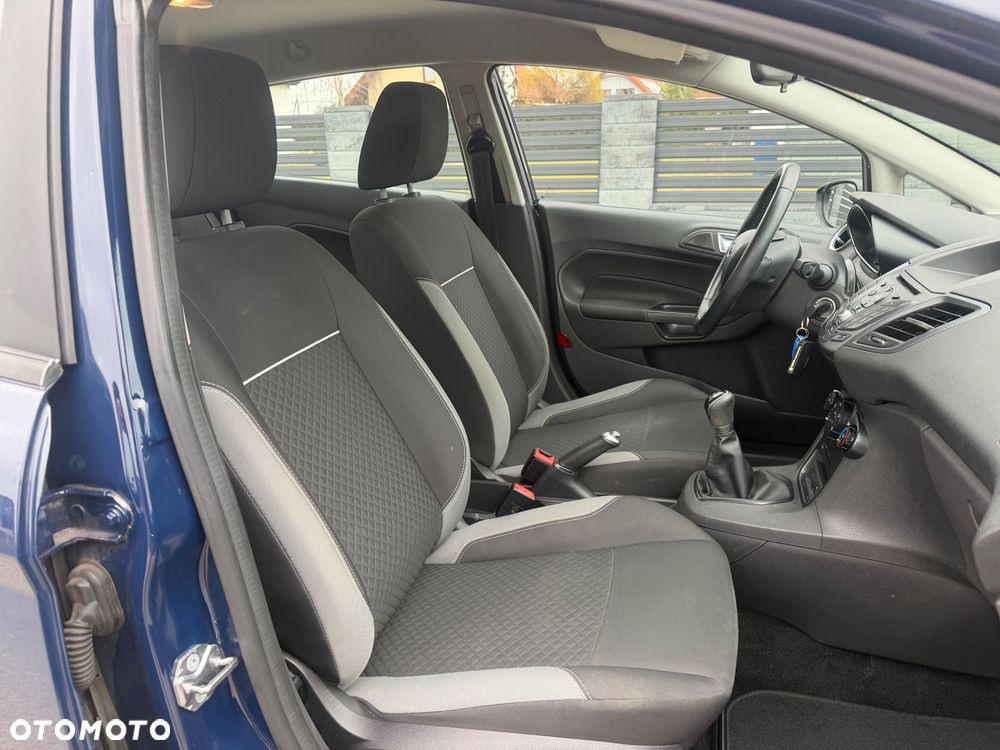 Ford Fiesta 1.25 Champions Edition - 33