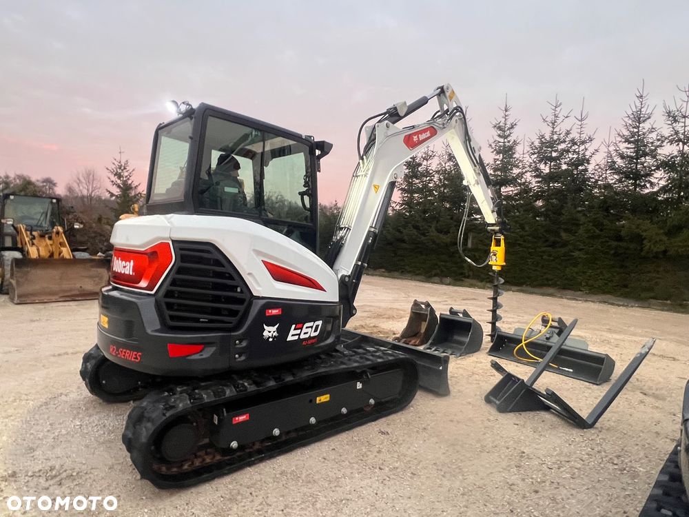 Bobcat Minikoparka BOBCAT E34 22r dodatk linie hydr e35 e 34 e35z cat 304 303,5 serwisowana 1 wł koparka gąsienicowa yanmar sanny Takeuchi Kubota 3,5tony - 8