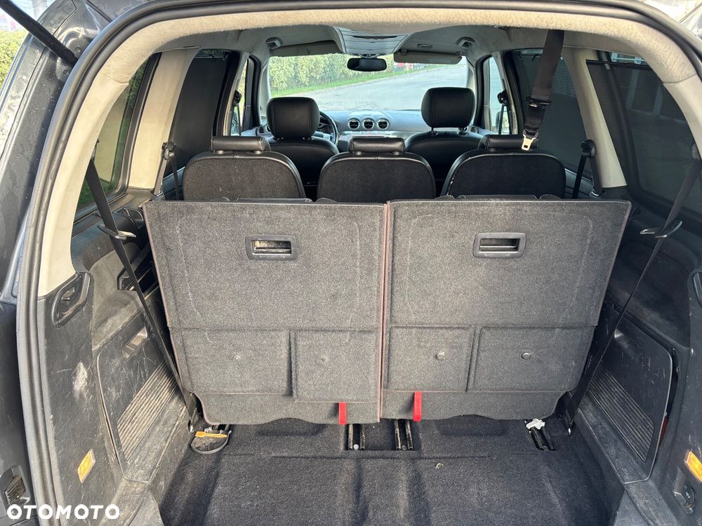 Ford Galaxy 2.2 TDCi Titanium - 27