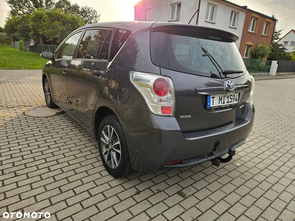 Toyota Verso 1.8 5-Sitzer Life - 6