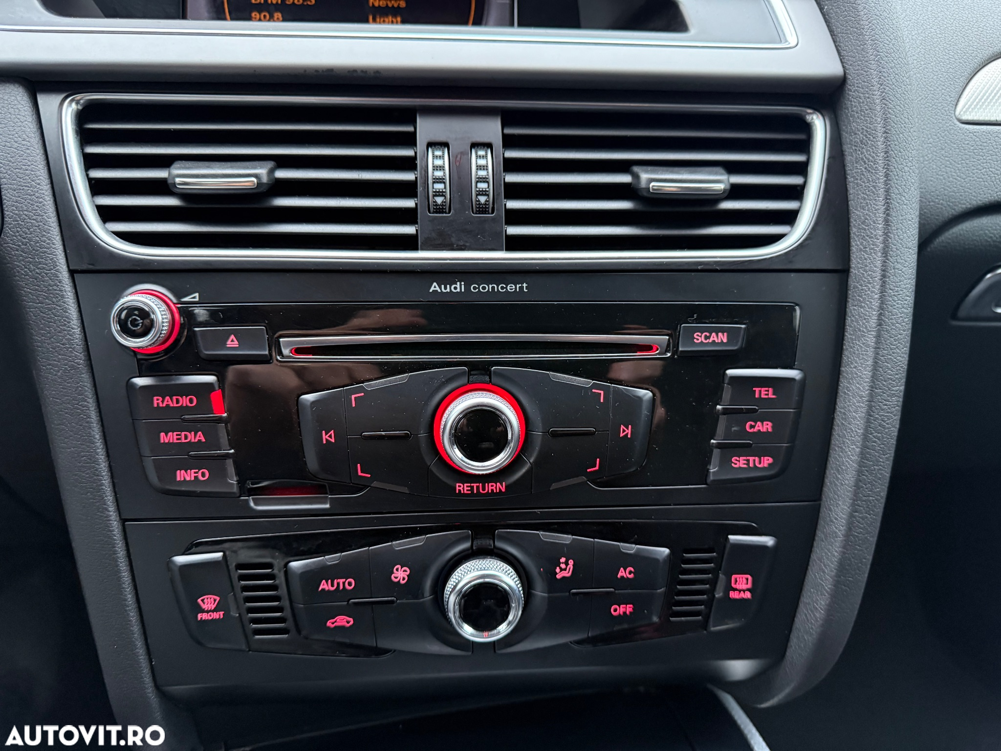 Audi A4 2.0 TDI DPF Attraction - 24