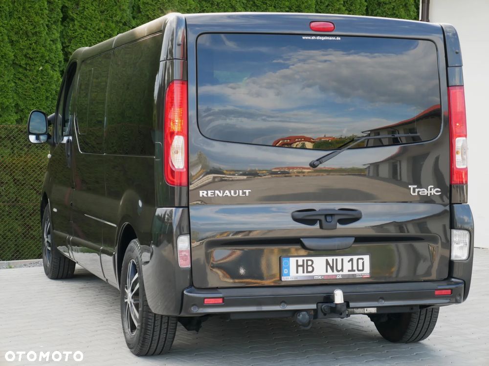 Renault Trafic Passenger Expression - 10
