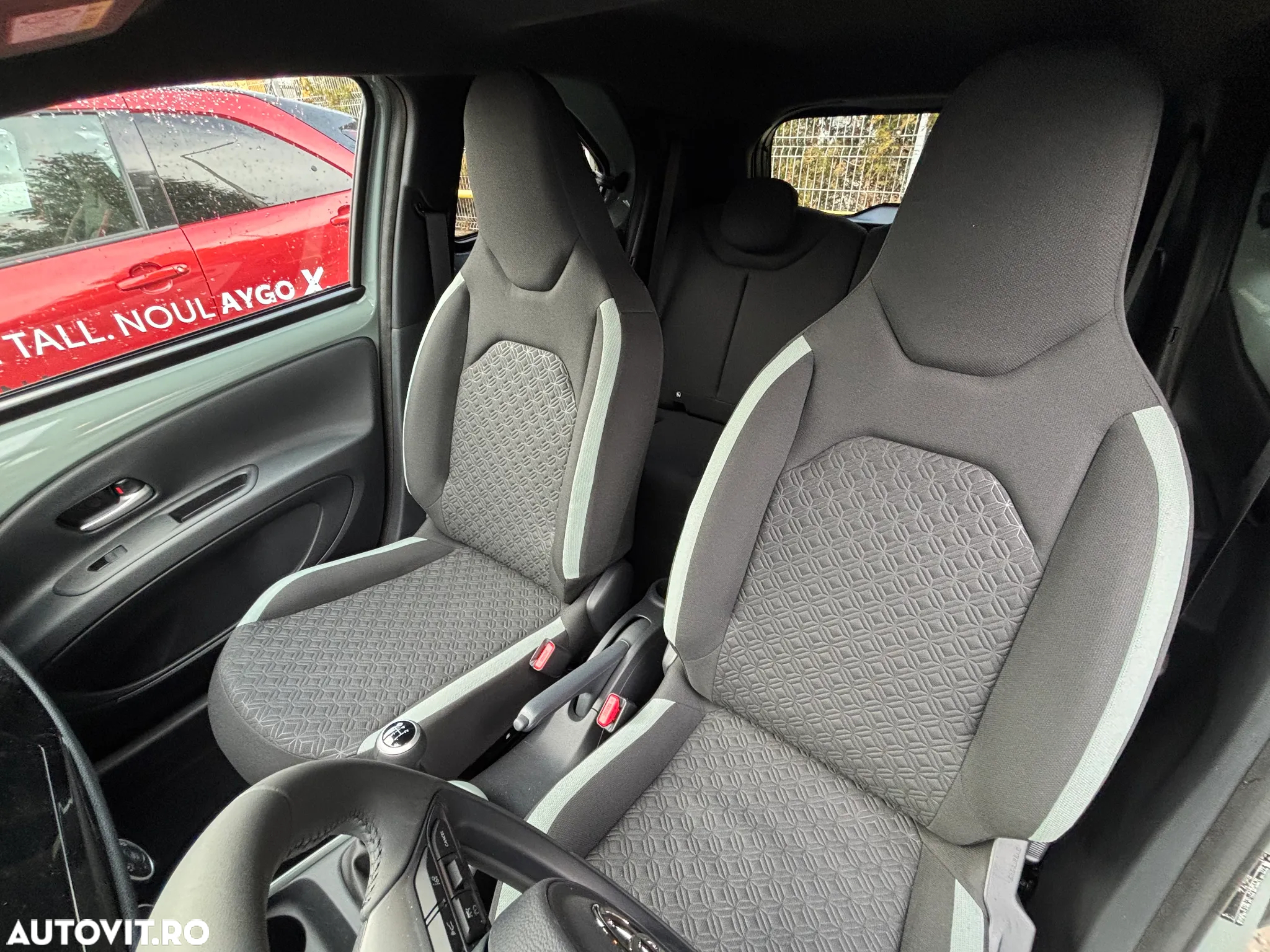 Toyota Aygo X 1.0l MT Dynamic - 25