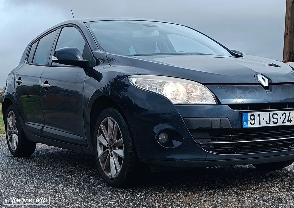 Renault Mégane 1.5 dCi Dynamique S - 2